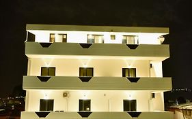 Villa Ax Mirage